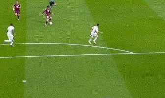 真人娱乐-【西甲】两将世界波 本泽马2球无效+破门 皇马4比1