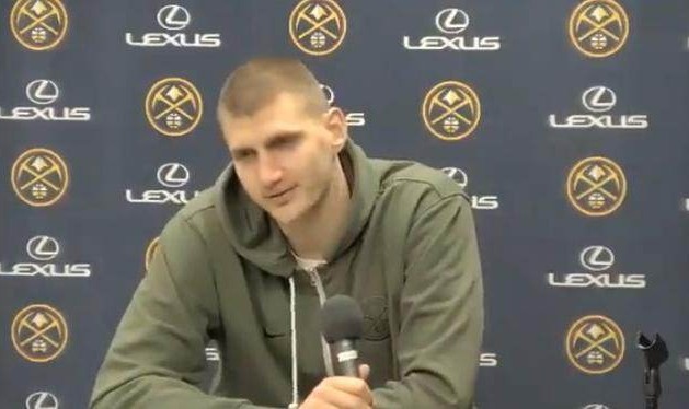 真人娱乐-掘金已患约基奇依赖症 马龙：看他这么累我很难过