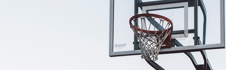 广厦队史首冠球迷喜极而泣！朱俊龙决胜三分 布朗41+9孙铭徽两双