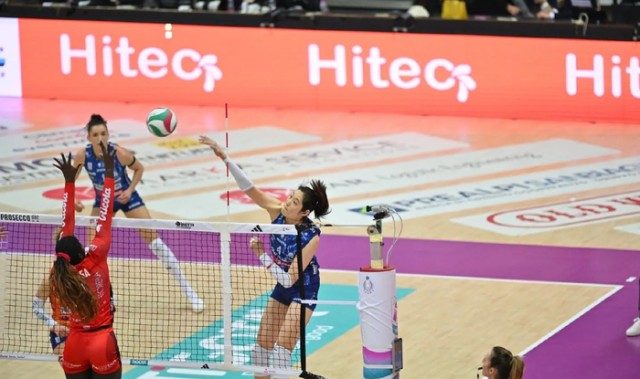 九游app下载-加比受伤，朱婷状态火热再砍20分！庄宇珊状态一般，球队输球|科内|科内利亚诺|常规赛|伊莎贝拉.哈克|意大利女排_新浪体育_新浪新闻