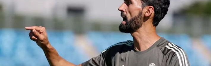 九游官网-阿韦洛亚2019年采访：维尼修斯让我充满期待；努力向穆帅看齐